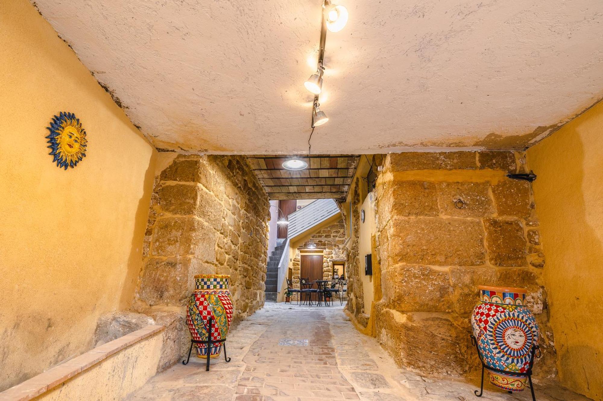 Beb Omare Agrigento Bed & Breakfast Exterior photo